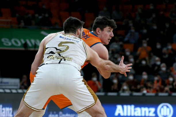 守体系赢得 守体系赢得