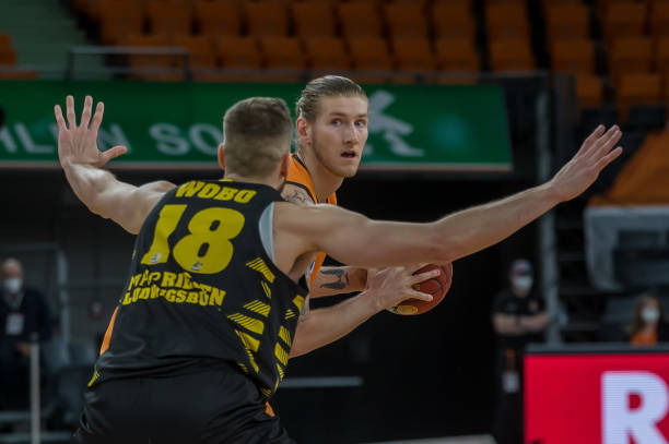 不可或缺的 不可或缺的